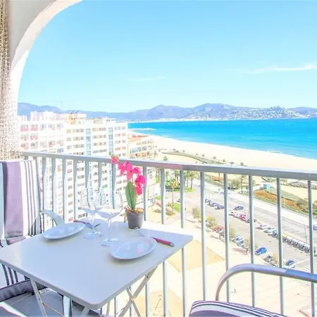 Kar15-beach Front, See Views, Wifi, Dowtown Empuriabrava